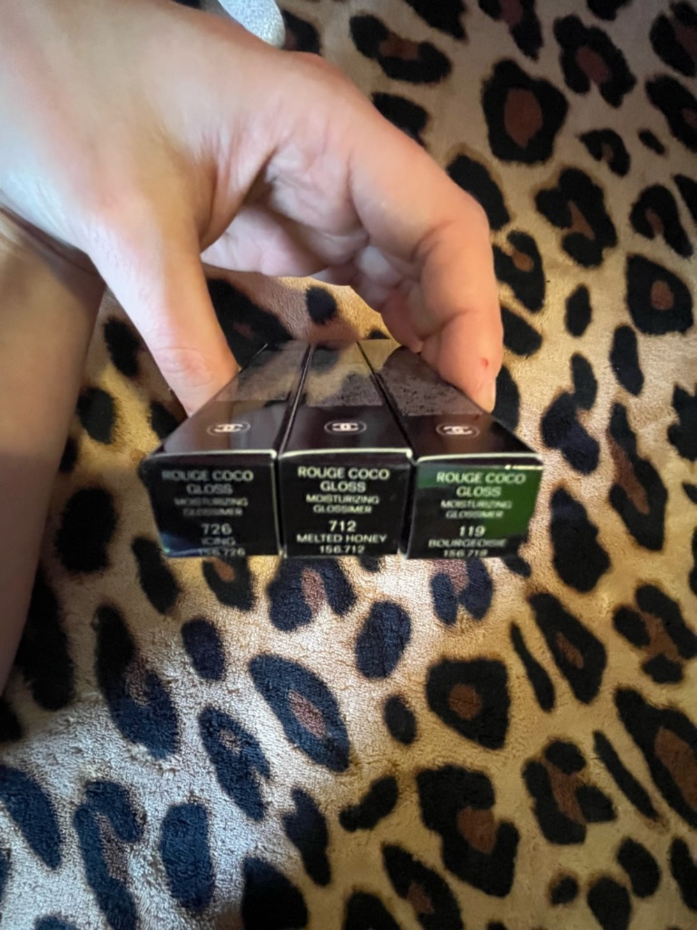 CHANEL Holiday Maximum Brilliance Lip Gloss Trio Rouge Coco Gloss Set NIB! - Picture 7 of 10